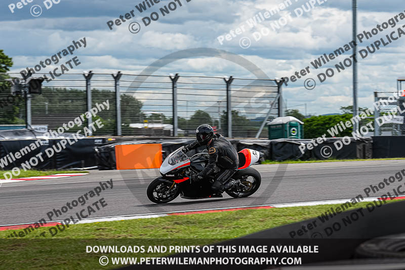 donington no limits trackday;donington park photographs;donington trackday photographs;estoril;event digital images;motorbikes;no limits;no limits trackdays;peter wileman photography;portugal;trackday;trackday digital images;trackday photos